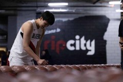 杨瀚森：新赛季珍惜上场时间 跟随大哥们脚步